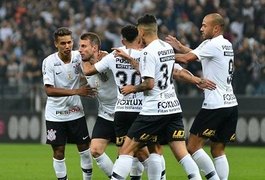 Corinthians vence Paraná e quebra marca negativa no Brasileirão