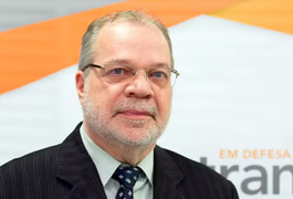 Diretor-geral do Detran do RS morre após sofrer infarto dentro de gabinete