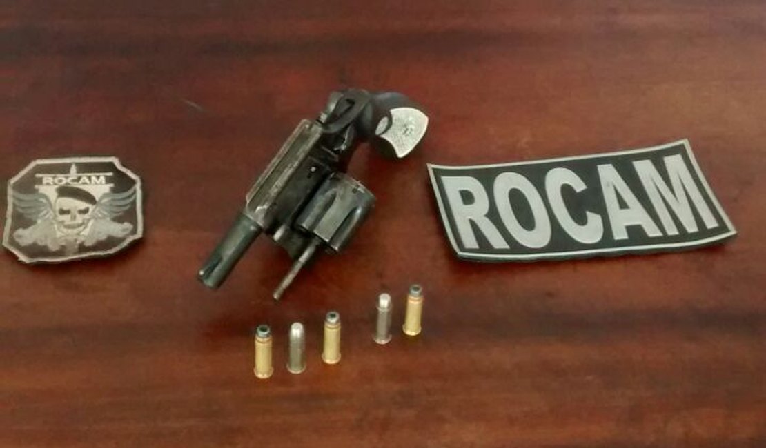ROCAM prende homem armado com revólver em Arapiraca