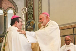 Após renúncia de ﻿Dom Antônio Muniz, solenidade marca posse de Dom Beto Breis na Arquidiocese de Maceió