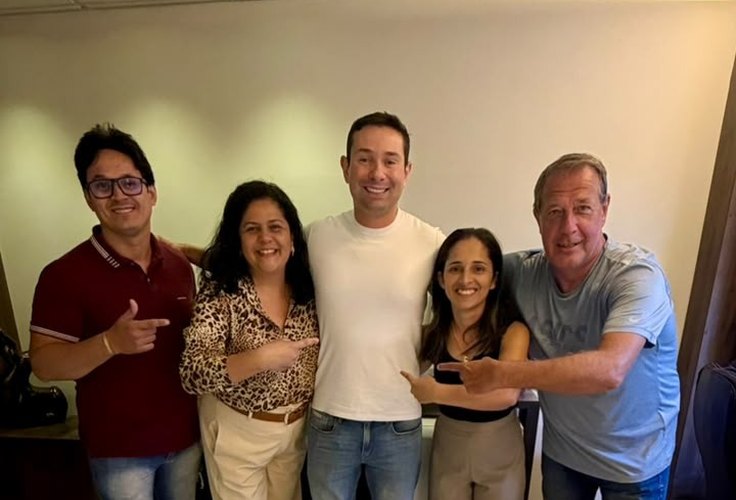 Lucas Barbosa assume compromisso com famílias atípicas durante encontro em Arapiraca