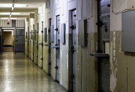 Sistema prisional registra aumento de quase 100% no número de casos de Covid-19