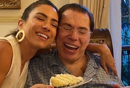 Silvio Santos comemora aniversário de 91 anos ao lado da família
