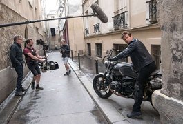 Tom Cruise é roubado durante filmagens na Inglaterra
