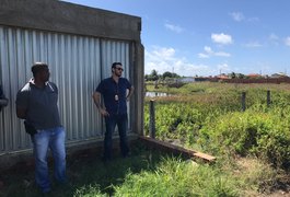 Corpo em decomposição é encontrado em terreno no Francês