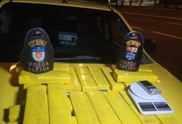 Suspeito foge e polícia apreende mais de 15 kg de maconha, em Maceió