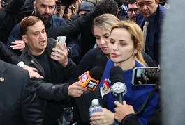 STJ mantém prisão da influenciadora Deolane Bezerra