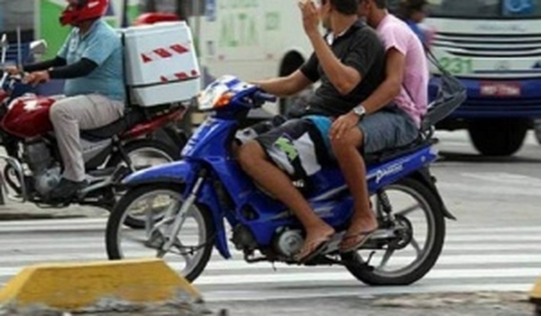 Condutores de ciclomotores terão 90 dias para obter 'habilitação',  em AL