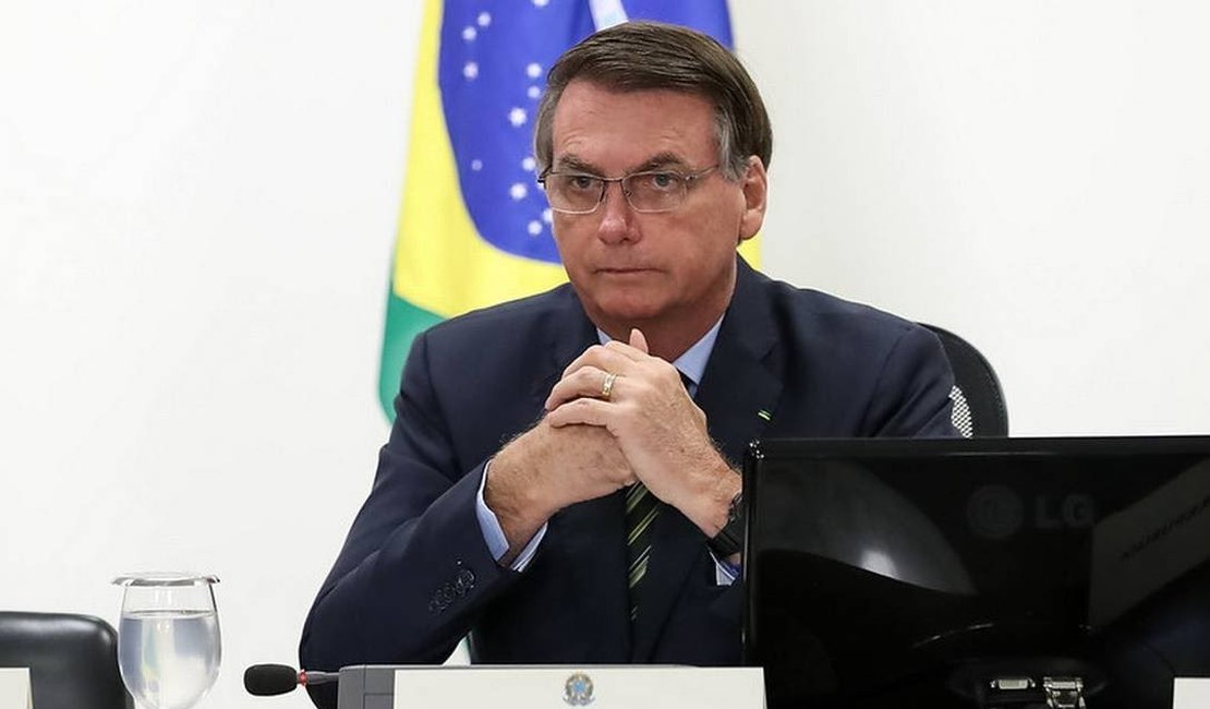 Bolsonaro confirma vale de R$ 600 para trabalhador informal