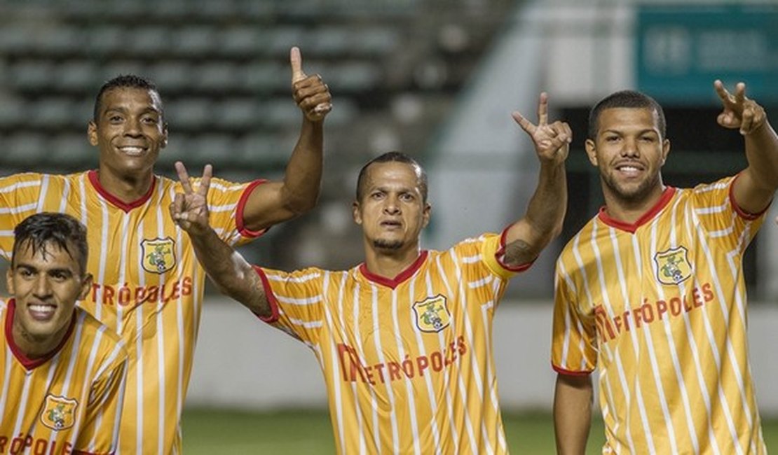 Souza, ex-jogador de São Paulo e PSG, é preso pela PF antes de partida em Brasília