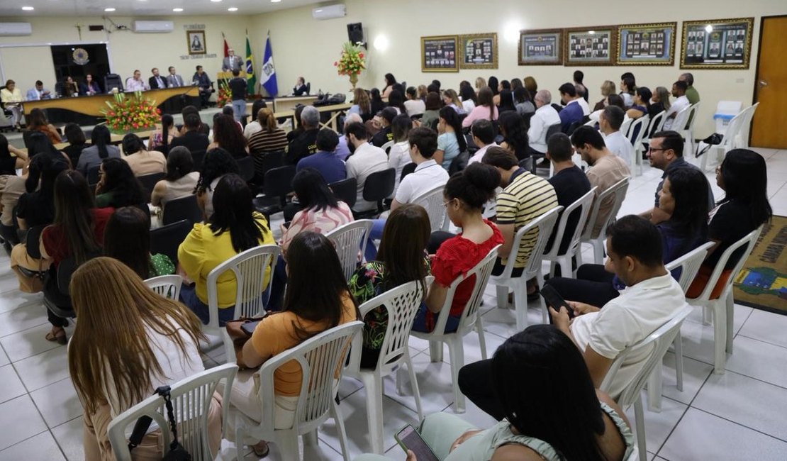 Audiência pública reúne gestores e sociedade civil em Santana do Ipanema para debater políticas de defesa da mulher no Médio Sertão