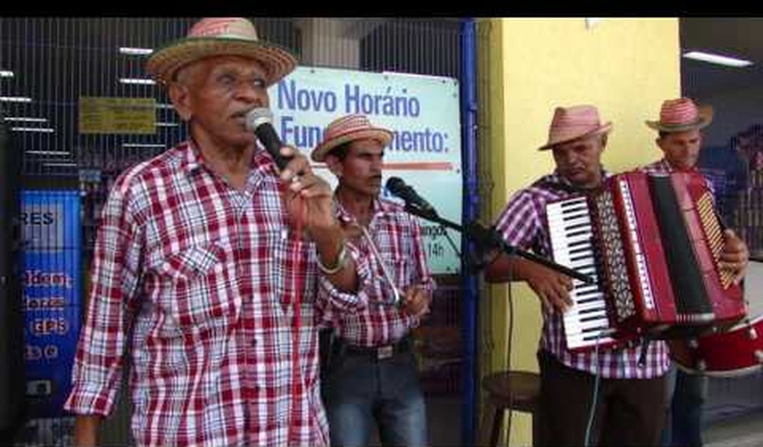 Músico ‘Severino do Papel’ morre em Arapiraca, aos 87 anos