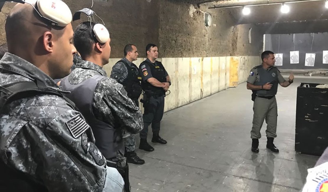 Comandante do 3º BPM ministra instrução sobre 'Baixa Luminosidade' na PM de São Paulo