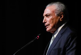 Temer diz que o governo não pode parar e sanciona leis que beneficiam mulheres