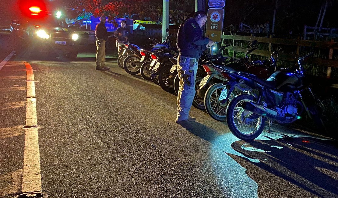 Doze pessoas são presas por envolvimento em 'rachas' de moto no Agreste de Alagoas