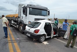 Acidente deixa uma vítima fatal e criança gravemente ferida em São Miguel