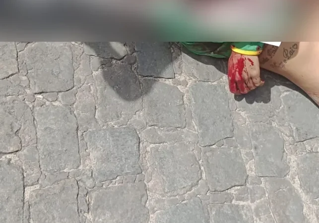 Homem é morto a tiros dentro de barbearia em Maceió