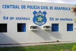 Polícia apreende drogas e materiais roubados em uma residência em Arapiraca