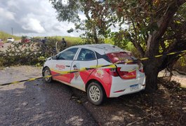 Casal em carro de vereador de Craíbas morre em acidente na zona rural de São Sebastião