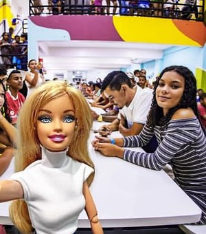 Campanha de marketing da prefeitura de Arapiraca, inspirada na Barbiemania, chama atenção pela criatividade