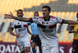 Flamengo supera baixas, vence o Barcelona no Equador por 2 a 1 e diminui pressão sob Dome