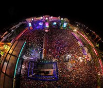 Multidão lota Jaraguá no primeiro dia do São João Massayó