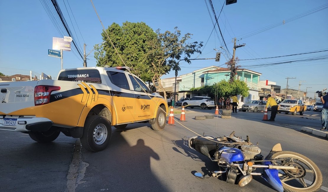 Fio de alta tensão cai em motociclista e bairros de Arapiraca ficam sem energia