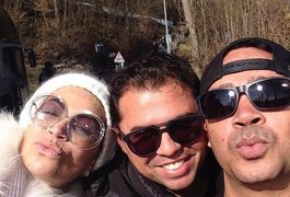 Cantor Xand se pronuncia após saída de Riquelme e Solange da Aviões