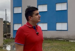 Rui Palmeira denuncia descaso para a entrega de 1.100 apartamentos prontos há dois anos e não distribuídos
