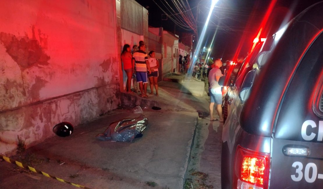 Jovens são executados com disparos de arma de fogo no bairro Caititus, em Arapiraca