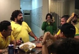 Xand, do Aviões, e Fabiano, da dupla com César Menotti, chegam a Maceió