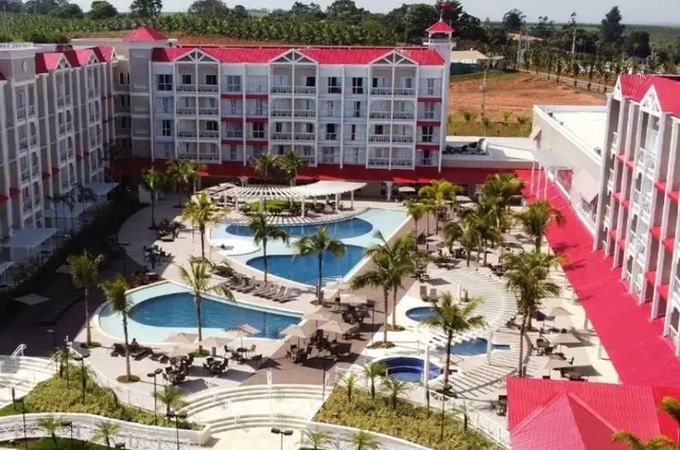 Hóspede morre engasgado com melancia em resort no interior de São Paulo