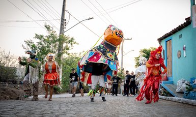 Cortejo do Bulba chega a Delmiro Gouveia neste sábado com formação e cultura pelas ruas