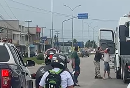 VÍDEO. Homem condenado a mais de 47 anos de prisão por integrar quadrilha envolvida em roubos e homicídios é capturado em Arapiraca