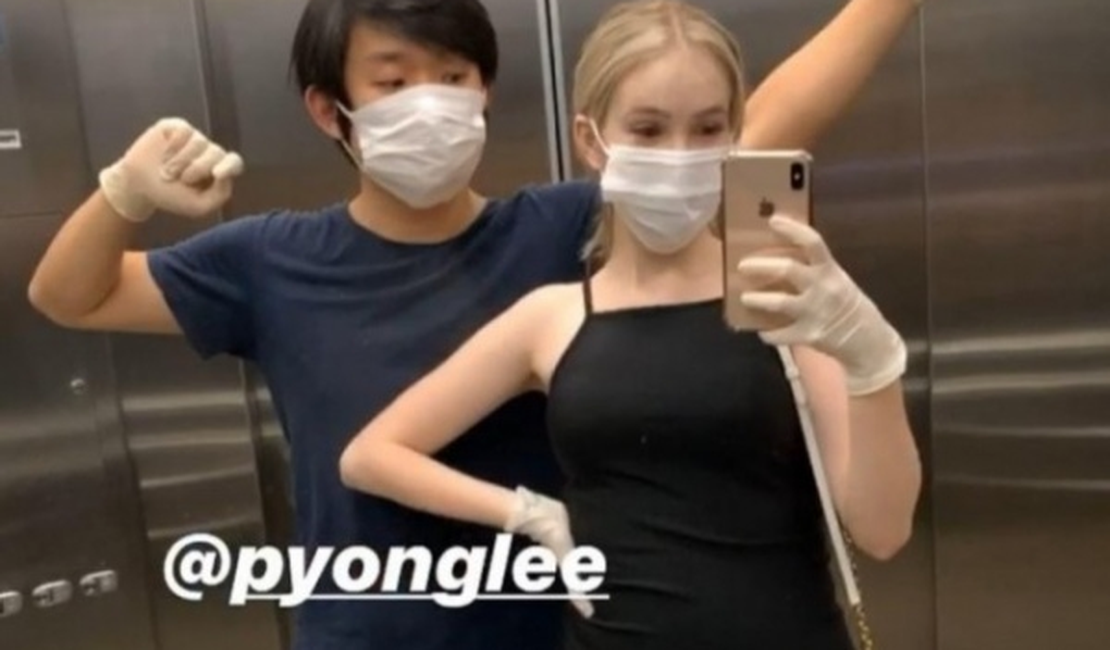 Pyong, do BBB20, volta para casa e encontra mulher e filho