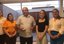 Adolescente de Junqueiro realiza campanha para participar de curso em universidade nos EUA