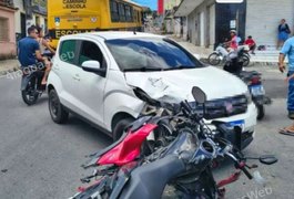 Carro de passeio colide frontalmente com motocicleta em São Miguel dos Campos