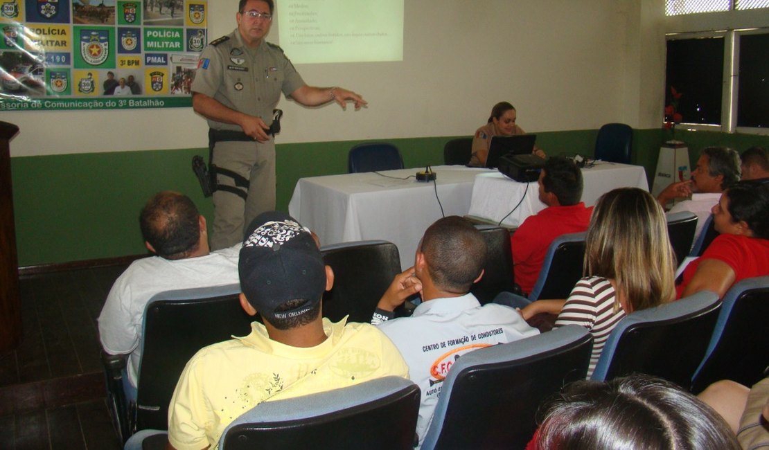 3°BPM realiza seminário para discutir a responsabilidade da formação de condutores em Arapiraca