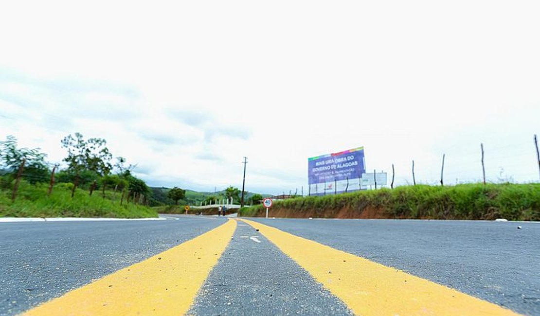 Governo de Alagoas vai eliminar comunicação visual inadequada nas rodovias