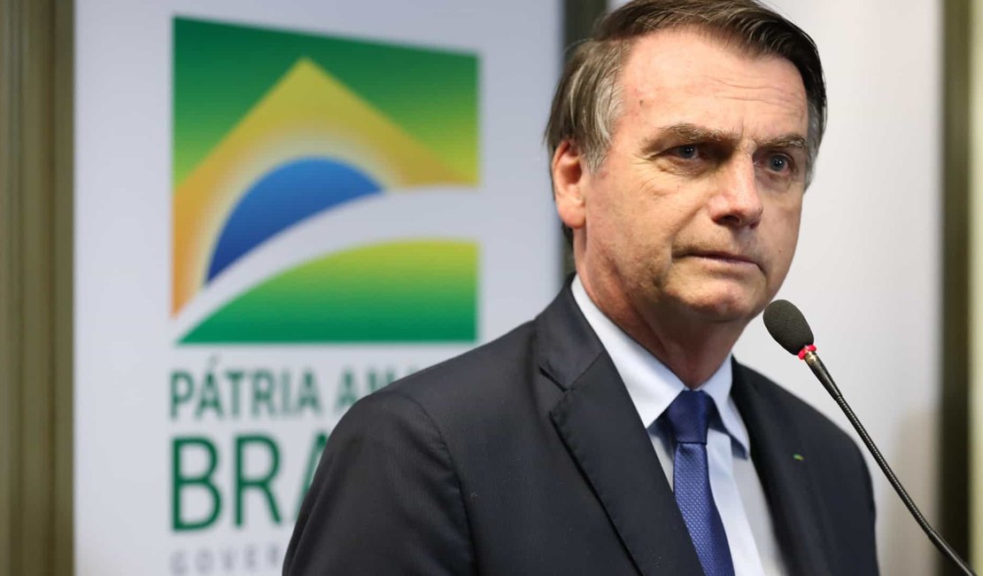 Bolsonaro diz ter hérnia e que pode fazer nova inspeção de saúde