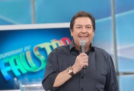 Faustão faz doação de mais de 200 casas para funcionários