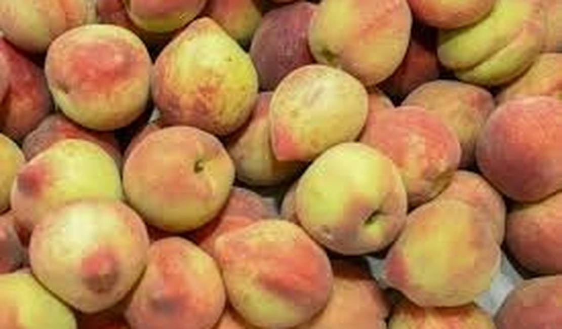 Governo federal compra R$ 4 milhões em suco de pêssego do RS