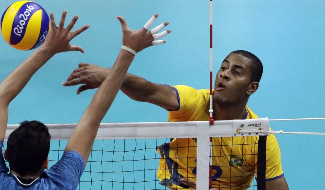 É ouro! Após duas pratas seguidas, vôlei masculino do Brasil leva o tri olímpico