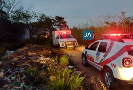 Vídeo. Populares encontram duas ossadas humanas em lixão na zona rural de Arapiraca