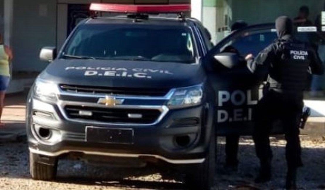 Deic prende em Arapiraca dupla acusada de explodir Banco do Brasil no interior de Alagoas