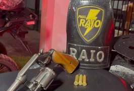 Companhia de Raio prende homem com revólver na Chã da Jaqueira, em Maceió