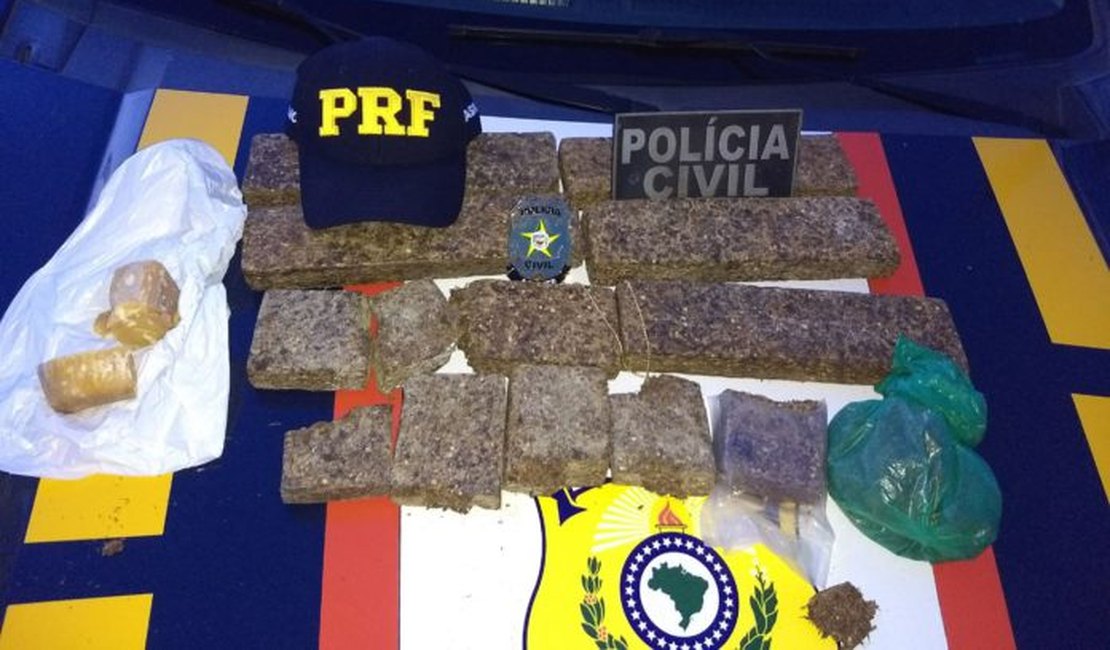 PC e PRF prendem em flagrante mulher que transportava drogas para Palmeira dos Índios