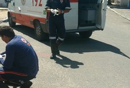 Motociclista atropela deficiente auditiva e foge do local, em Arapiraca