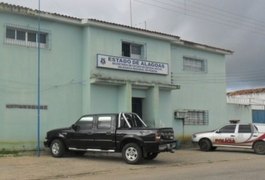 Filho tenta matar a própria mãe e é espancado pelos irmãos em Penedo
