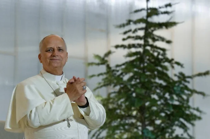 Papa Leão XIV recebe alta hospitalar após cirurgia para retirar tumor